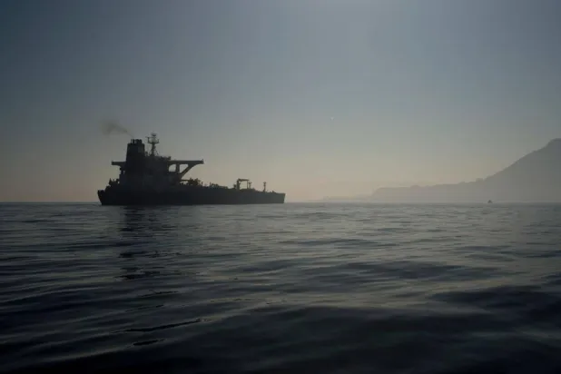 ABD Hazine Bakanlığı, Muhammed Hüseyin Şemhani'nin gölge filosunun büyüklüğünü 50'den fazla gemi olarak tahmin ediyor (AFP)