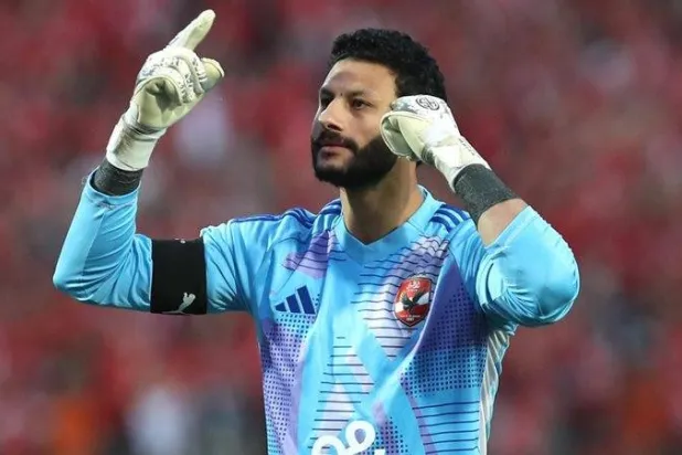 محمد الشناوي حارس مرمى فريق الأهلي ومنتخب مصر (النادي الأهلي)