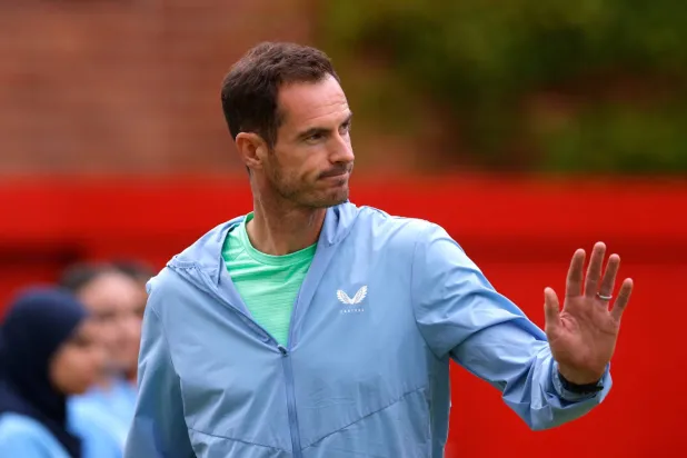 نجم التنس البريطاني السابق السير أندي موراي (رويترز)