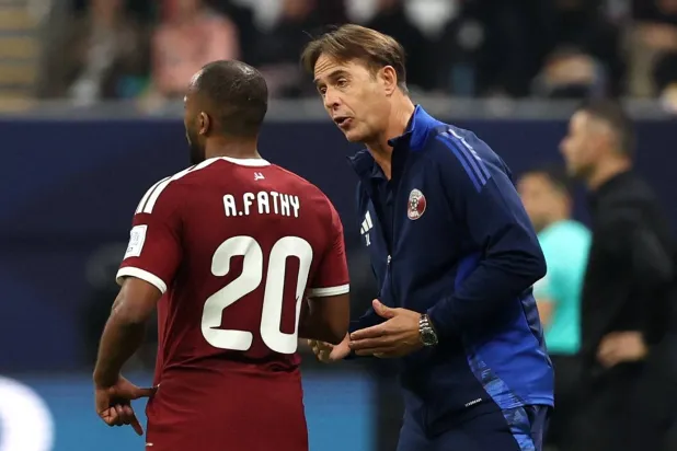 جولين لوبيتيغي مدرب منتخب قطر (رويترز)