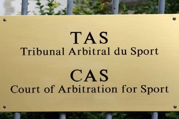 ألغت محكمة التحكيم الرياضية (تاس) الثلاثاء قرار الاستبعاد الكامل للمتزلجين الروس والبيلاروس (رويترز)