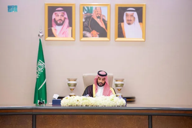 ولي العهد رئيس مجلس الوزراء مترئساً جلسة إقرار ميزانية عام 2026 (واس)