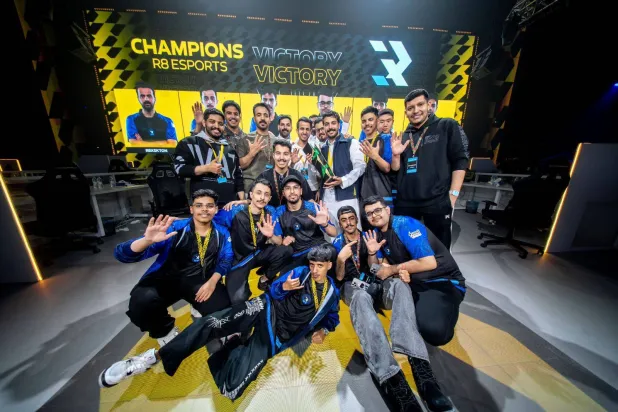 فريق توِستِد مايندز يتوّج بلقب بطولة الأندية «كروس قيم» (الاتحاد السعودي للرياضات الإلكترونية)