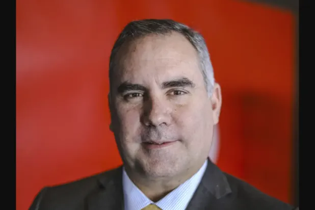 Peru'da cumhurbaşkanlığı seçimlerinde sağcı aday Rafael Belaunde (AP)