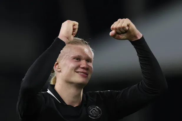 Football - Premier League - Fulham v Manchester City - Craven Cottage, London, Britain - December 2, 2025 Manchester City's Erling Haaland celebrates after the match. (Action Images via Reuters)