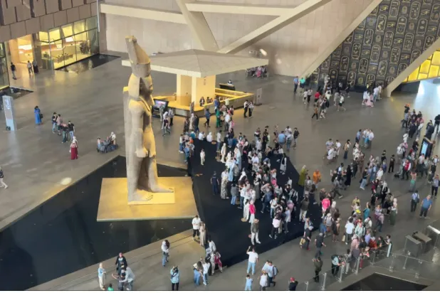بهو المتحف المصري الكبير (الشرق الأوسط)