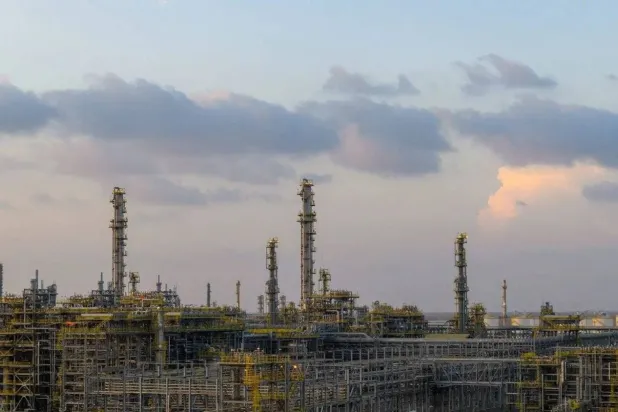 The resources at Jafurah are now estimated at 229 trillion standard cu ft of gas and 75 billion barrels of condensates. (Saudi Aramco)
