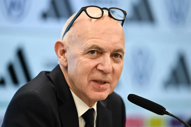 بيرند نيوندورف (د.ب.أ)