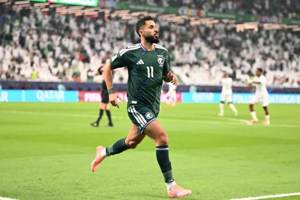 صالح الشهري أحد أبرز أوراق الأخضر الهجومية (تصوير: بشير صالح)