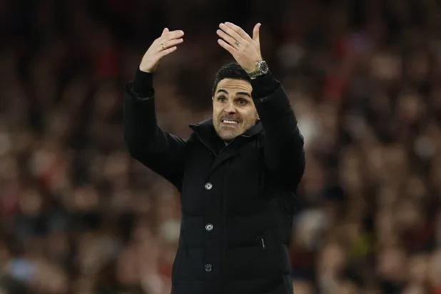 ميكيل أرتيتا مدرب آرسنال (رويترز)