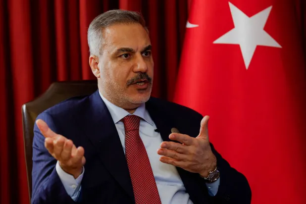 وزير الخارجية التركي هاكان فيدان (رويترز)