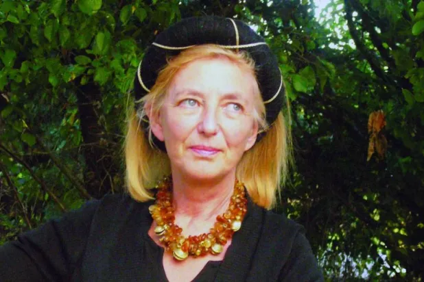 المؤرخة أود دو كيروس 