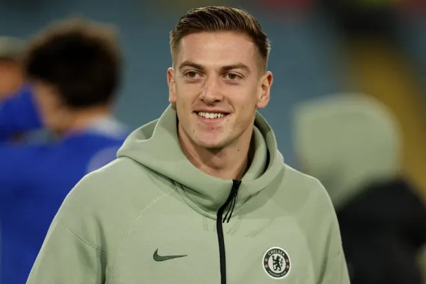 Football - Premier League - Leeds United v Chelsea - Elland Road, Leeds, Britain - December 3, 2025 Chelsea's Liam Delap on the pitch before the match. (Reuters)