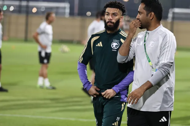 عبد الرحمن العبود خلال الحصة التدريبية للأخضر السعودي (تصوير: سعد العنزي) 