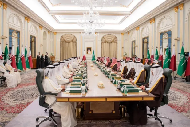 الأمير محمد بن سلمان ولي العهد رئيس مجلس الوزراء السعودي والشيخ تميم بن حمد أمير قطر يترأسان مجلس التنسيق السعودي - القطري (واس)