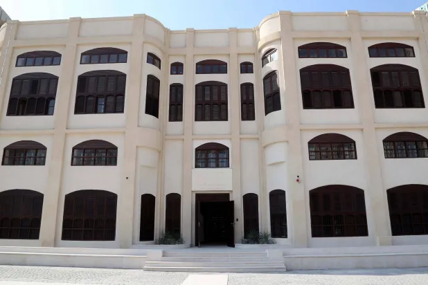 مبنى باب البنط التاريخي تحول إلى مقر لمتحف البحر الأحمر (تصوير: غازي مهدي) 