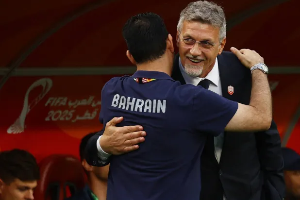 الكرواتي دراغان تالاييتش المدير الفني للمنتخب البحريني (رويترز)