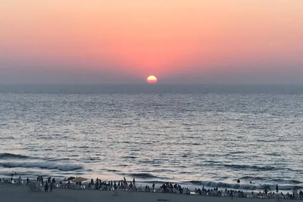 اكتشاف حطام سفينة ترفيهية مصرية قديمة عمرها 2000 عام تحت المياه قبالة سواحل الإسكندرية (الشرق الأوسط)