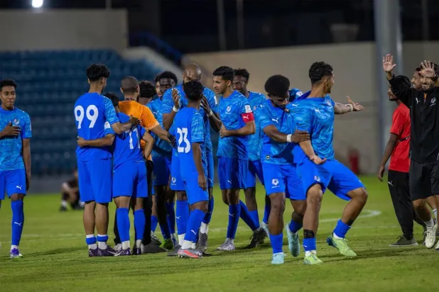 فرحة لاعبي نيوم بالفوز على النصر (نادي نيوم) 