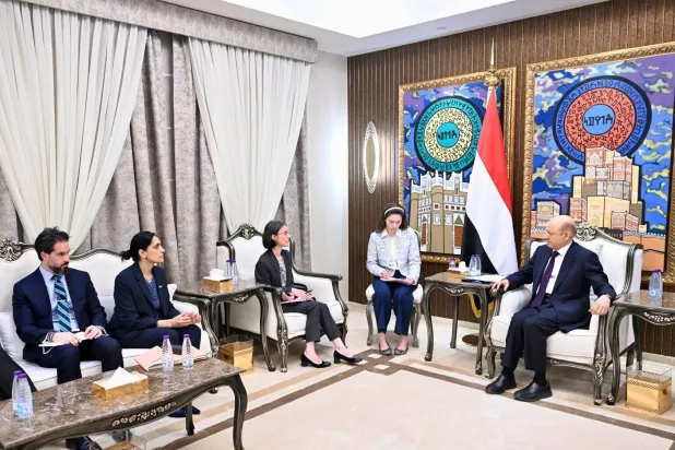 دعا عدد من السفراء الأجانب لخفض التصعيد وتسوية الخلافات بالحوار في اليمن (السفارة البريطانية)