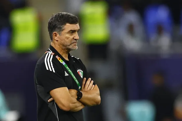 البرتغالي هيليو سوزا مدرب منتخب الكويت (رويترز) 