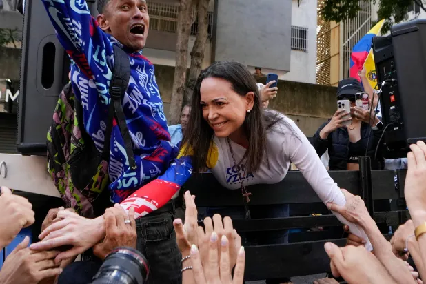 زعيمة المعارضة الفنزويلية ماريا كورينا ماتشادو (أ.ف.ب)