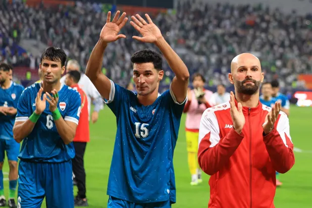 لاعبو منتخب العراق اعتذروا لجماهيرهم (رويترز)