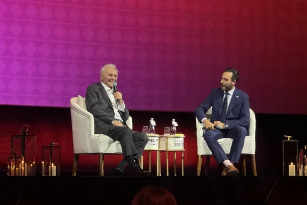 الممثل البريطاني أنتوني هوبكنز على مسرح المهرجان (تصوير: إيمان الخطاف)