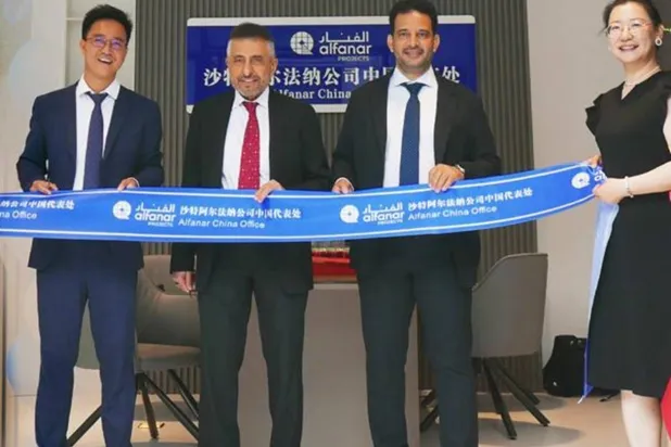 «الفنار للمشاريع» تتوسّع عالمياً بمكاتب جديدة في الصين وبريطانيا