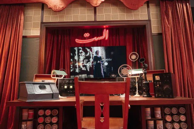 المجوهرات كانت ضمن الحبكة السردية والبصرة للفيلم ونجحت أمينة غالي في تحقيق رؤية مروان حامد (عزة فهمي)