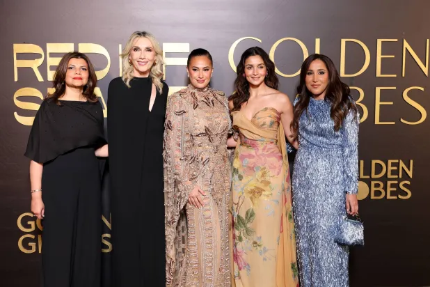 جمانا الراشد مع النجمتين الفائزتين وهيلين هوني وشيفاني باندايا - مالهوترا (غيتي - بإذن المهرجان)