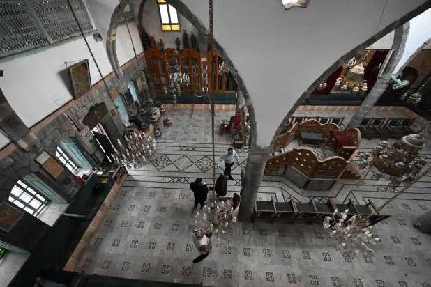 كنيس الفرنج في دمشق وقد منحت السلطات السورية ترخيصاً لمنظمة يهودية سورية تُعنى باستعادة الممتلكات المصادرة (أ.ف.ب)