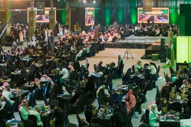 4 آلاف مواطن ومواطنة من مختلف أنحاء السعودية يشاركون في الهاكاثون لمدة 3 أيام (واس)