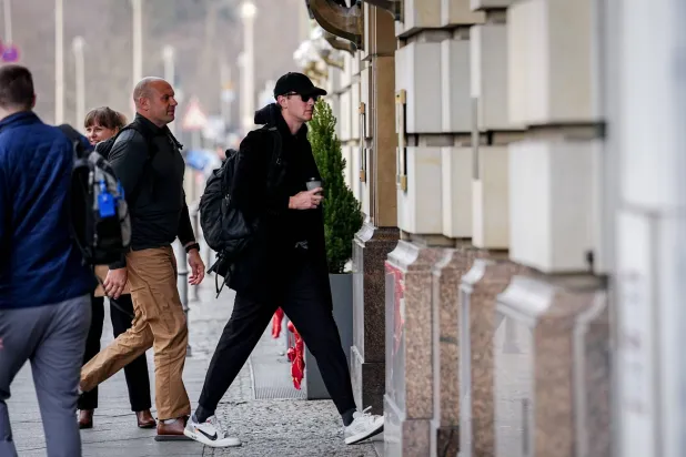 14 December 2025, Berlin: Jared Kushner (R), entrepreneur and former chief advisor to the President of the United States, arrives at the Hotel Adlon. Photo: Kay Nietfeld/dpa