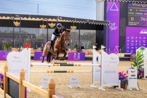 الفارسة السعودية اليافعة الجوهرة المطيري (الشرق الأوسط)