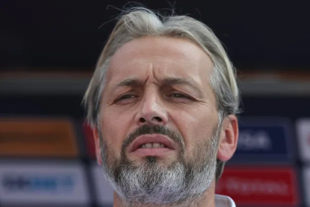 سيباستيان ديسابر (رويترز)