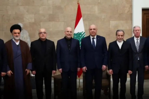 الرئيس اللبناني جوزيف عون مستقبلاً في شهر فبراير الماضي وفداً إيرانياً يضم رئيس مجلس الشورى الإيراني محمد باقر قاليباف ووزير الخارجية عباس عراقجي والسفير الإيراني لدى لبنان مجتبى أماني (الرئاسة اللبنانية)