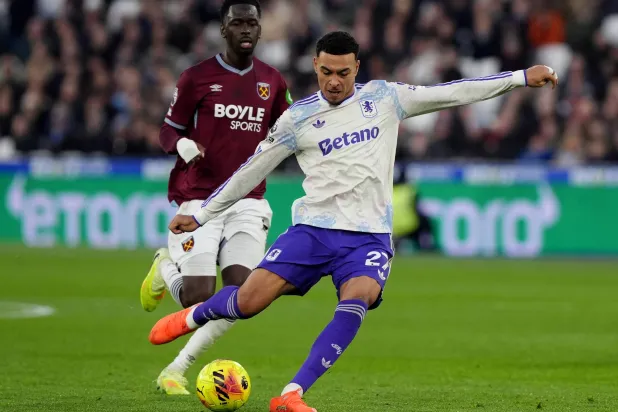 «البريميرليغ»: ثنائية روجرز تقود أستون فيلا للفوز على وست هام 