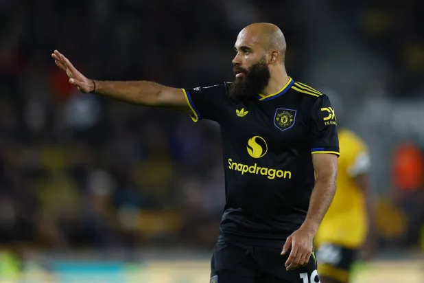 Football - Premier League - Wolverhampton Wanderers v Manchester United - Molineux Stadium, Wolverhampton, Britain - December 8, 2025 Manchester United's Bryan Mbeumo reacts. (Action Images via Reuters)