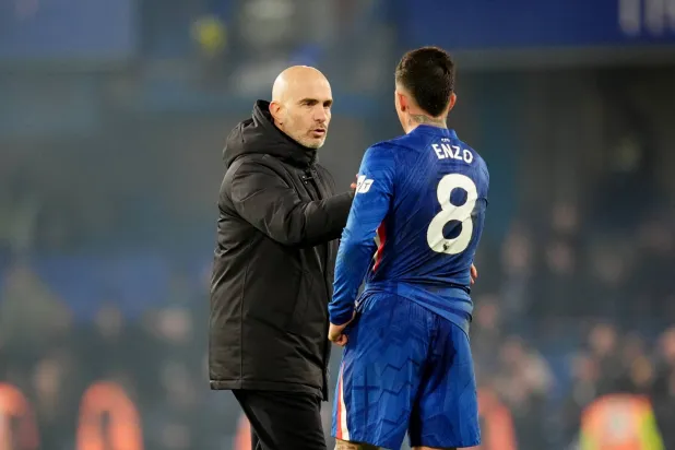 مدرب تشيلسي إنزو ماريسكا (د.ب.أ)