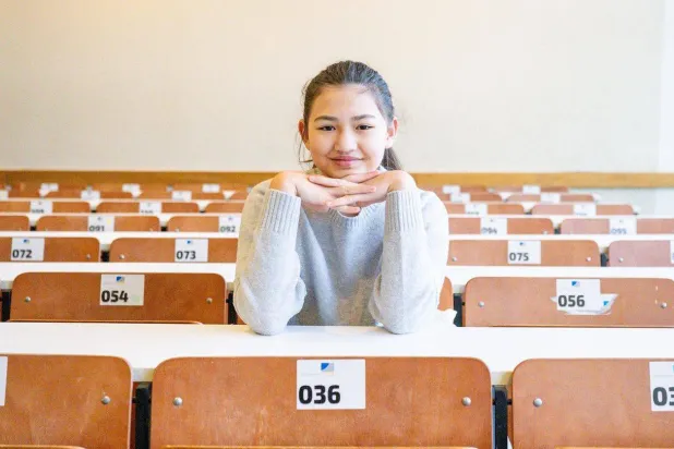 في سنّ 12 عاماً... أصغر خرّيجة ثانوية في ألمانيا تبدأ دراسة الاقتصاد 