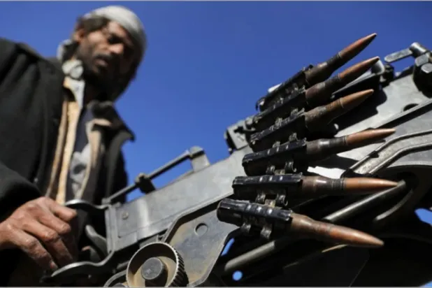 صدرت بيانات منسوبة للحوثيين تهدد بضرب كابلات الإنترنت في البحر الأحمر (رويترز)