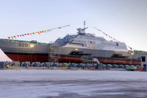 تتميز السفينة بامتلاكها أحدث المنظومات القتالية المتطورة (واس)