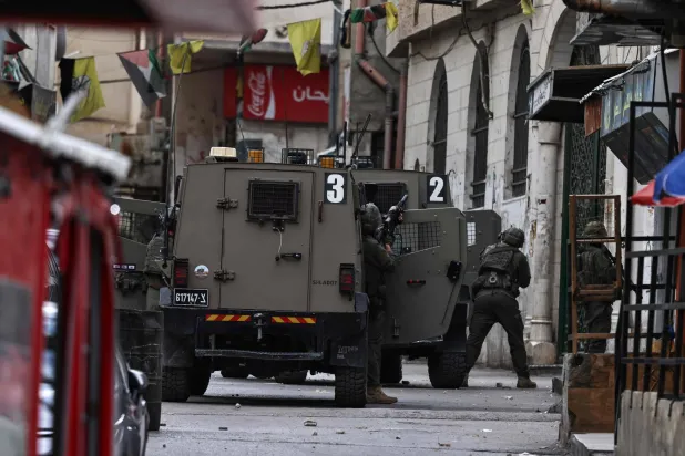 الجيش الإسرائيلي يقول إنه أحبط عشرات المحاولات لتعطيل الأنظمة ووقفها (أ.ف.ب)