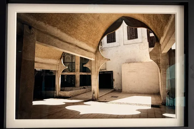 «بوابة البوابات»... معاذ العوفي وتصوير تاريخ باب البنط بجدة