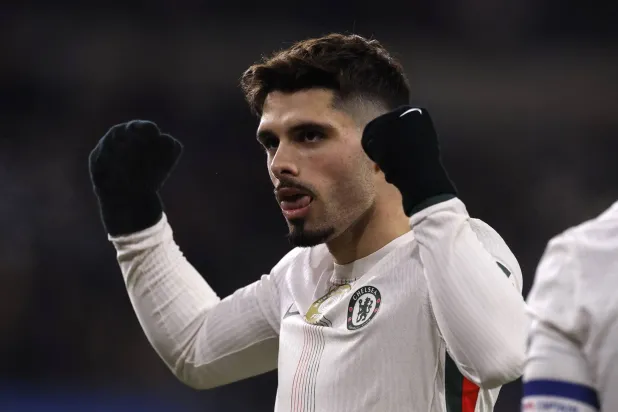 بيدرو نيتو (رويترز)