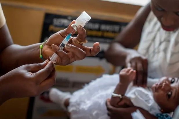 نسبة الإصابة بالملاريا في غرب أفريقيا تصل إلى 18.4 % بين الرضع الذين تقل أعمارهم عن ستة أشهر (أ.ف.ب)