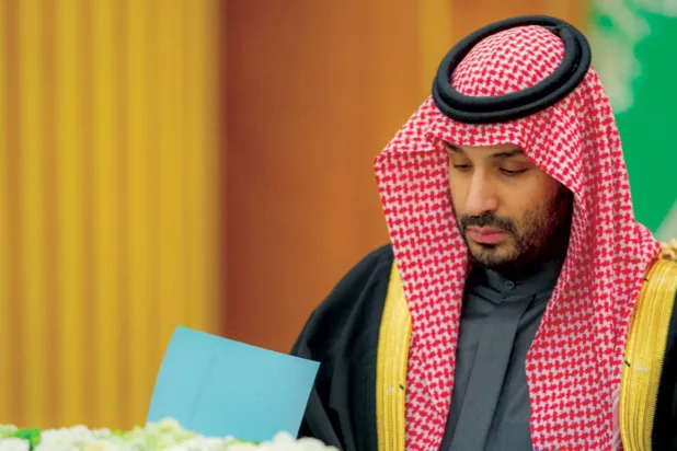 السعودية تحفز الصناعة بإلغاء رسوم العمالة الوافدة