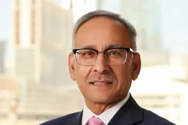 الدكتور محمود خان الرئيس التنفيذي لمؤسسة هيفولوشن (تصوير تركي العقيلي - الشرق الأوسط)