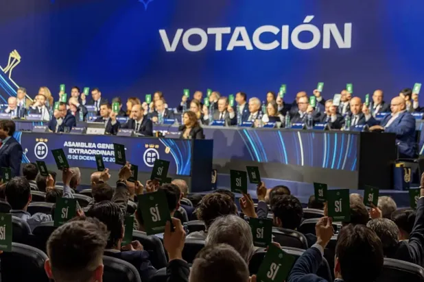 جانب من اجتماع الجمعية العمومية للاتحاد الإسباني (الاتحاد الإسباني)